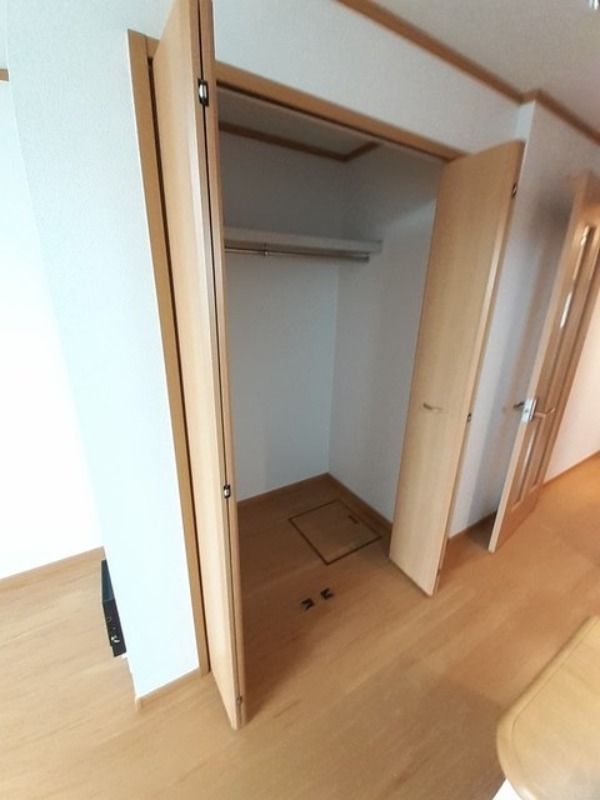 収納　図面と現状に相違がある場合には現状を優先