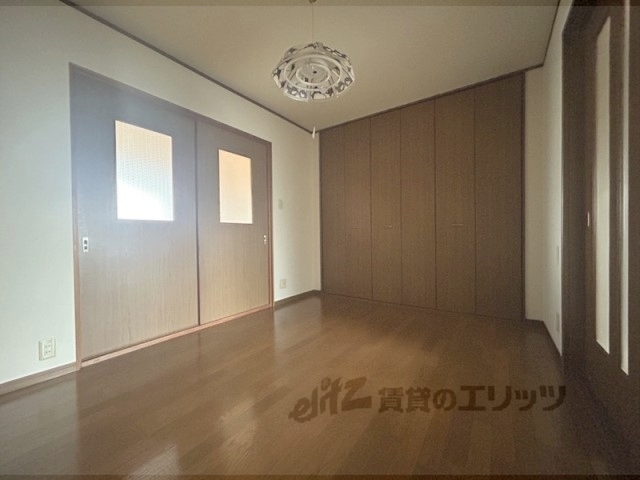 居室・リビング　洋室