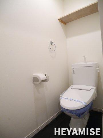 トイレ　※同間取りの別の階のお部屋の写真です※