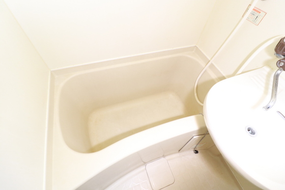 バス・シャワールーム　※別号室の写真です。