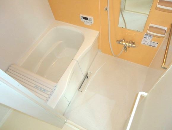 バス・シャワールーム　101号室の写真です。