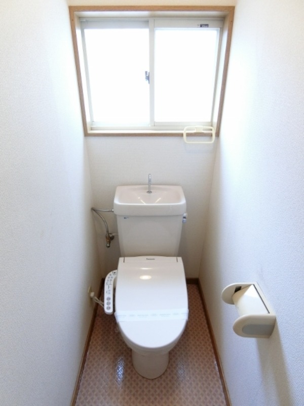 トイレ　図面と現状に相違がある場合には現状を優先