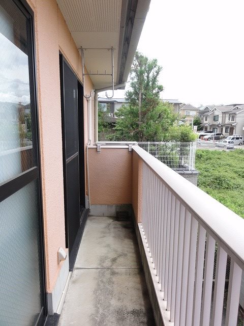 バルコニー　写真一例（201号室）。