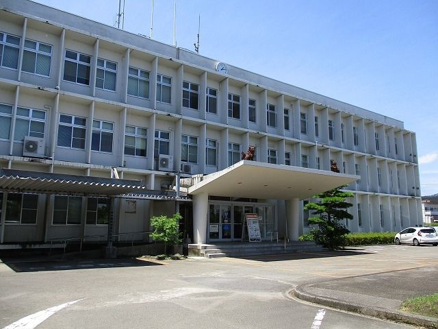 役所　日南市役所（役所）まで1600m