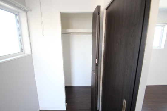 収納　※別号室の写真です