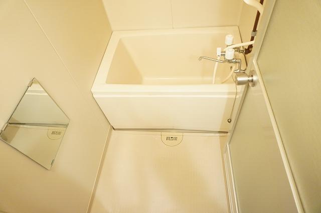 バス・シャワールーム　浴室