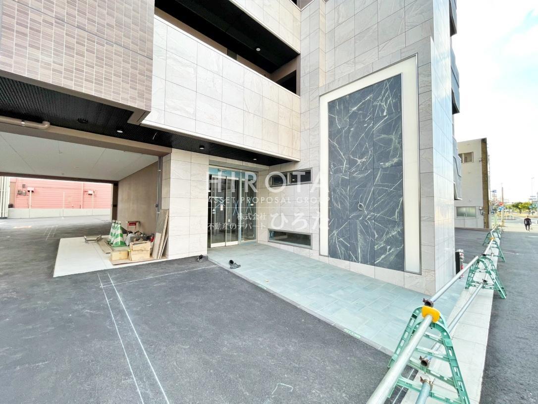 エントランス　建築工事中