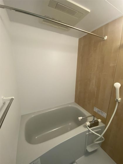 バス・シャワールーム　※他号室の写真です。