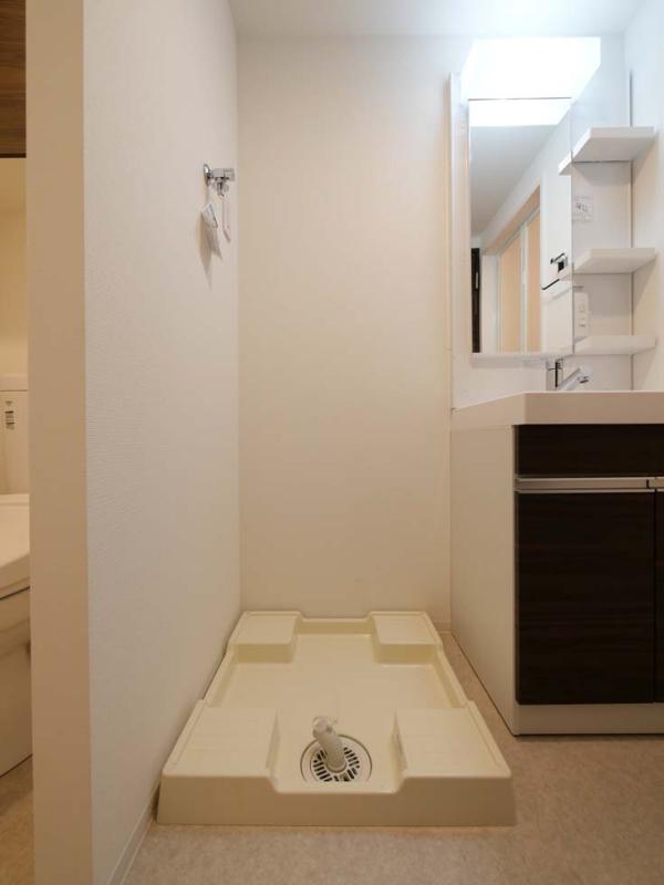 その他設備　洗濯機置場です。