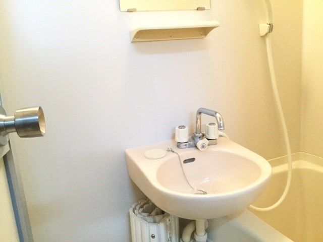 洗面設備　同物件他部屋の参考写真です！
