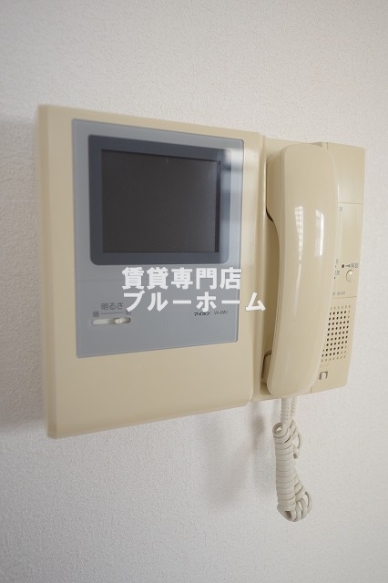 セキュリティ　モニター付きインターホンで安心！
