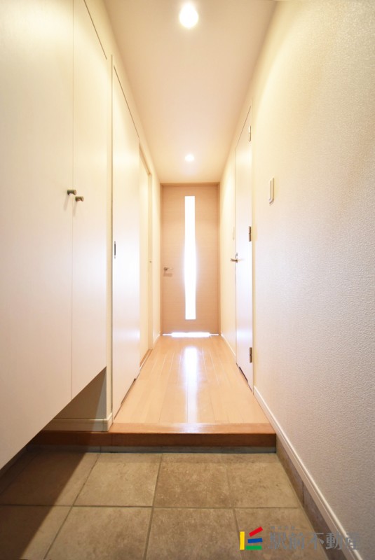 玄関　※同タイプ別部屋