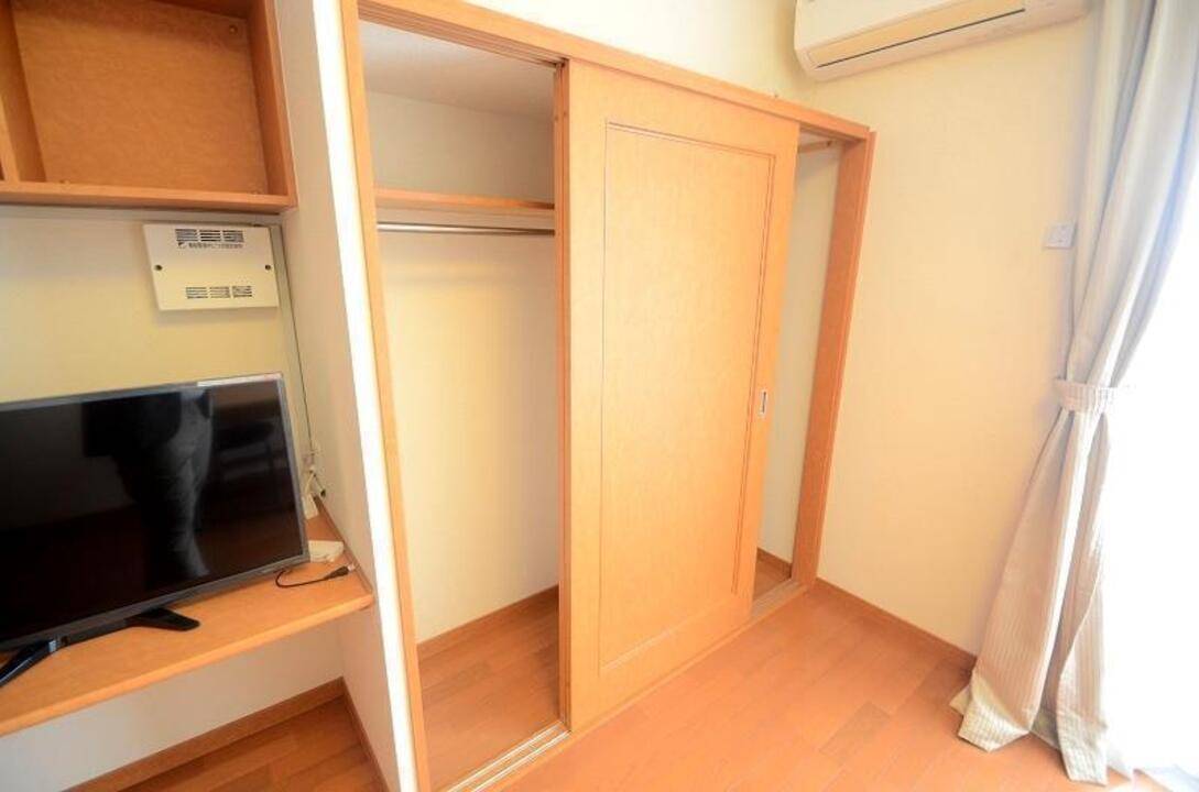 収納　クローゼット