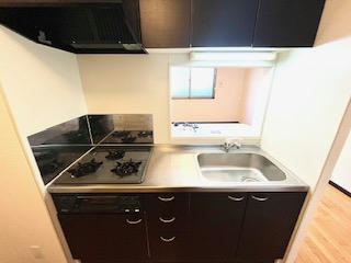 キッチン　設備・使用は号室により異なる為、現状を優先いたします