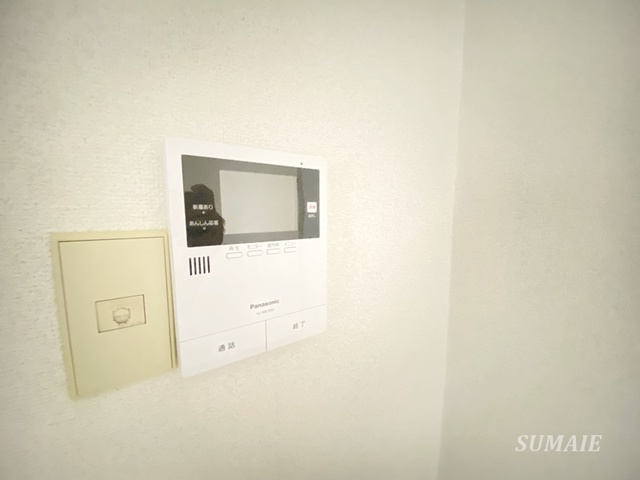 セキュリティ　TVモニタ付きインターホン☆
