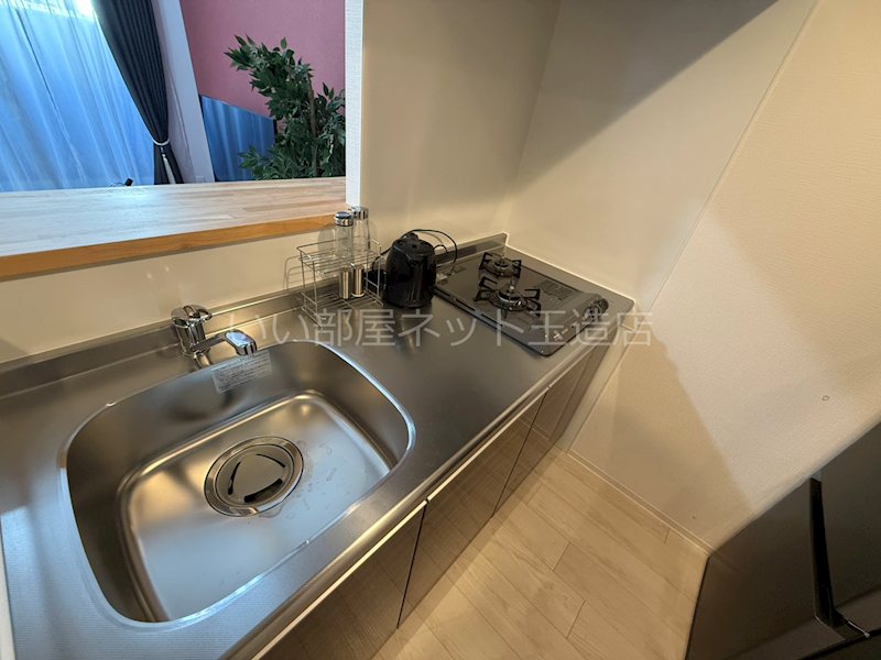 キッチン　キッチンも広めで使いやすい仕様になっています。