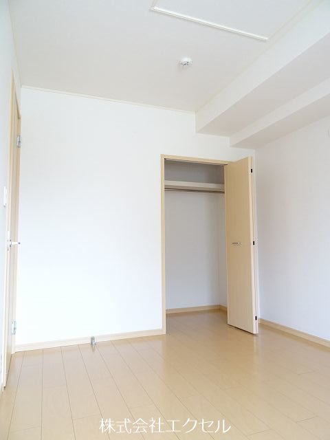 その他部屋・スペース　２面採光のお部屋です。