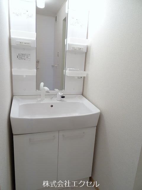 洗面設備　独立洗面台です。