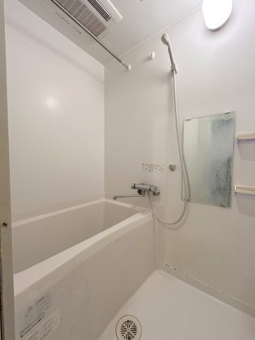 バス・シャワールーム　きれいなお風呂です