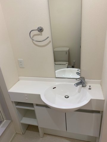 洗面設備　使いやすい洗面所です