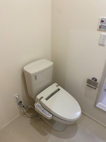 トイレ　落ち着いたトイレです