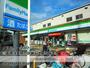 コンビニ　ファミリーマート（コンビニ）まで457m