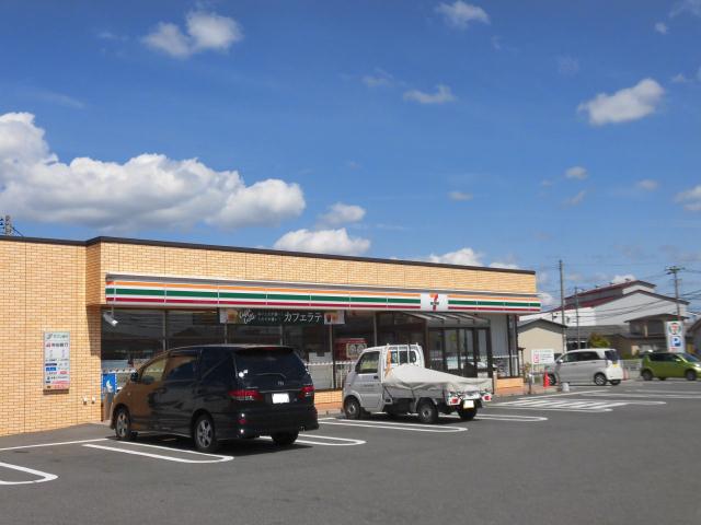 コンビニ　セブンイレブン（コンビニ）まで183m