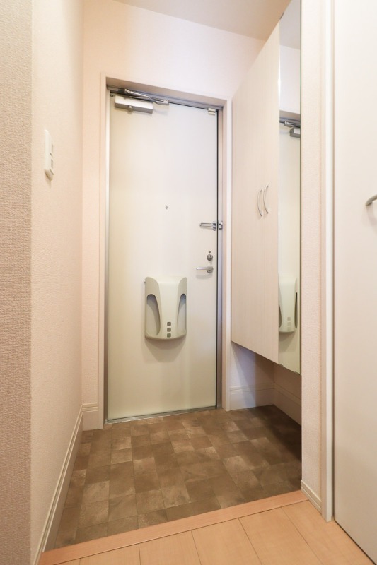 玄関　図面と現状に相違がある場合には現状を優先