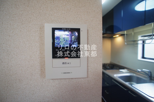 セキュリティ　ＴＶモニター付インターホンがあるので訪問者が一目でわかります