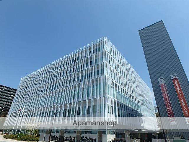 コンビニ　セブンイレブン（コンビニ）まで853m