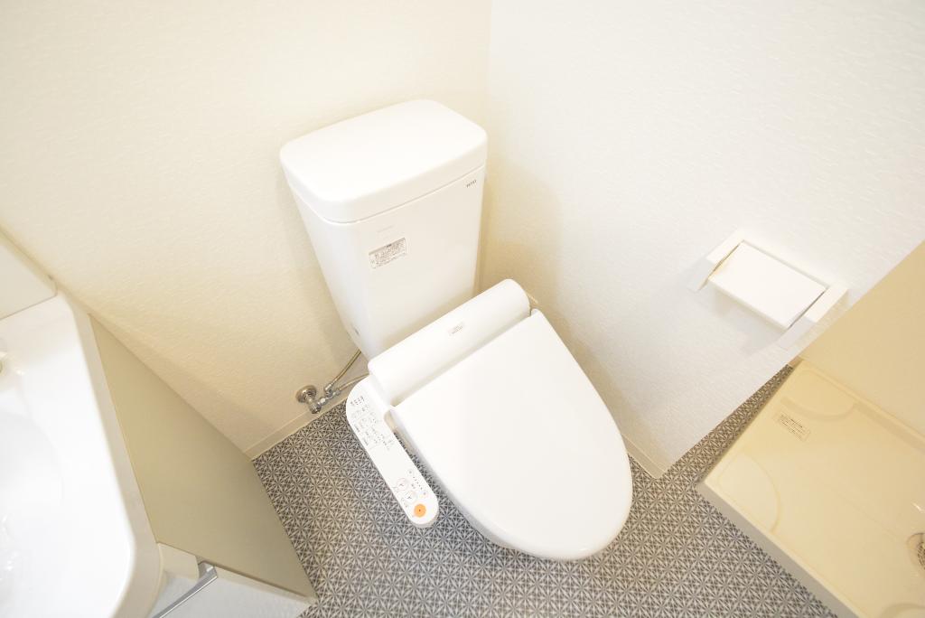 トイレ　シャワー付トイレ