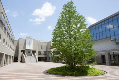 中学校　カリタス女子中学高等学校（中学校）まで639m