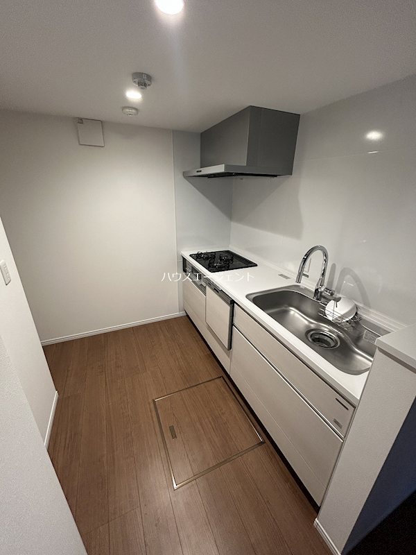 キッチン　3口ガスコンロシステムキッチンです☆