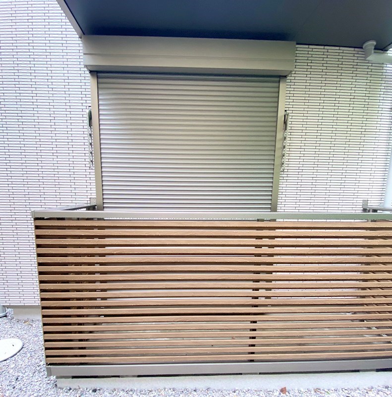 その他　雨戸とシャッター完備♪