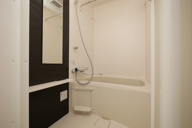 バス・シャワールーム　日々の疲れを癒すお風呂付です