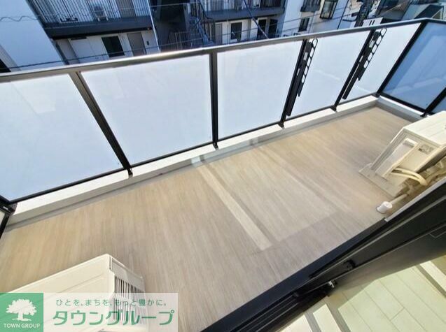 バルコニー　バルコニー