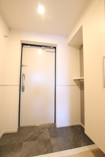 玄関　広々とした玄関