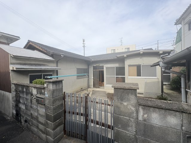 建物外観　外はこのようになっています