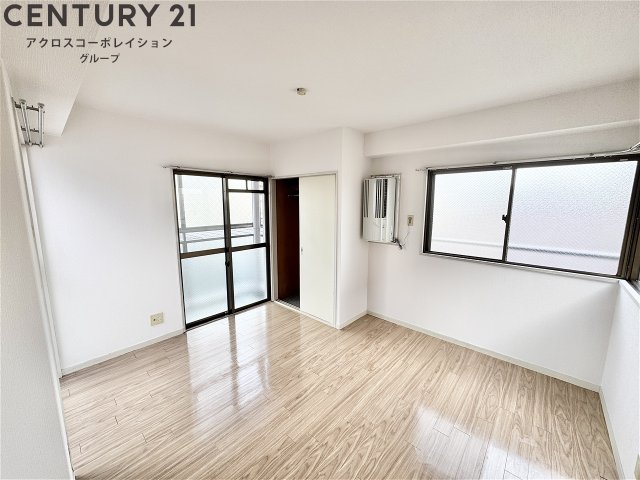 居室・リビング　日当たり良好な１Rです！