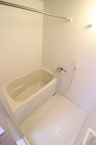 バス・シャワールーム　※別部屋写真