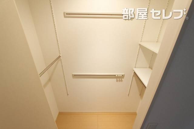 収納　※１０２号室の写真です（反転タイプ）