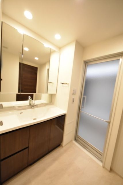 洗面設備　独立洗面台