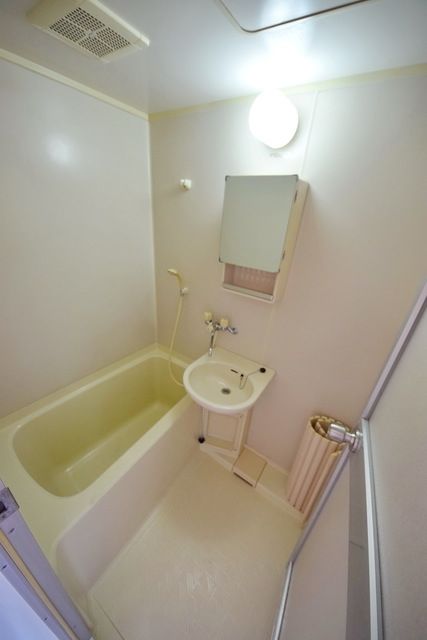 バス・シャワールーム　★お部屋探しは株式会社タウンハウジング東京まで★