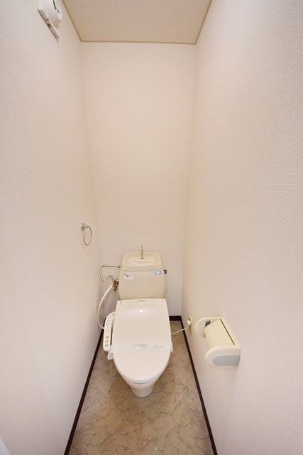 トイレ　★お部屋探しは株式会社タウンハウジング東京まで★