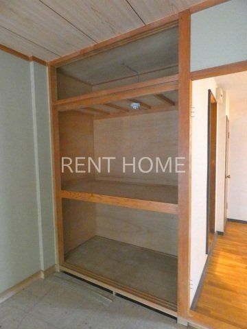 収納　押し入れ