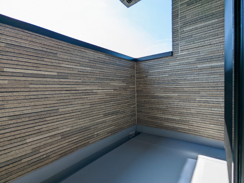 バルコニー　図面と現状に相違がある場合には現状を優先