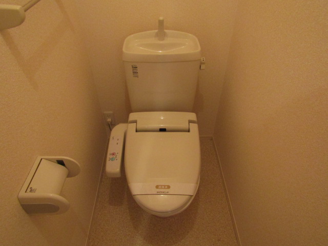 トイレ　※写真は同メーカー施工のイメージ画像です。