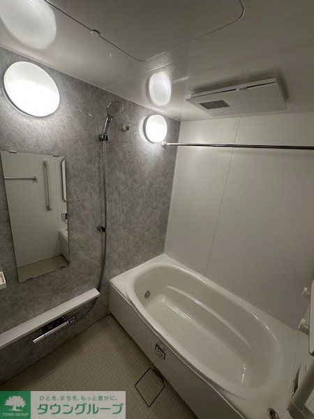 バス・シャワールーム　バス