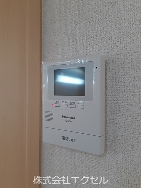 セキュリティ　モニター付きインターホンです。