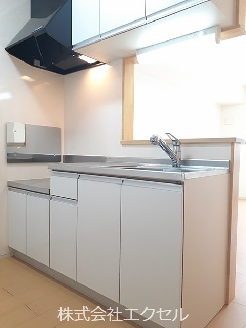 キッチン　人気のカウンターキッチンです。